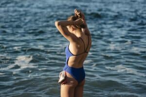 Standard swimwear and equipment (Women)