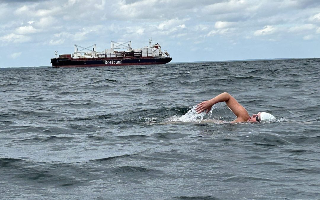 anke tinnefeld swim rostrum ship