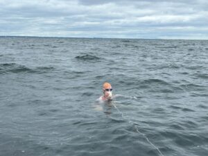 edie hu feeding under swimoresund race