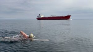 ben taylor swimming smoothly in open water