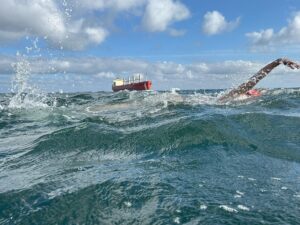 Nils young swimoresund big ship